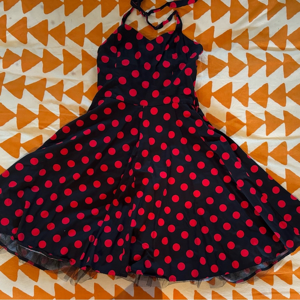 Rockabilly polkadot halter dress 💋